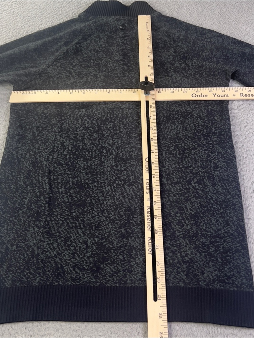 Lululemon Quarter Zip Pullover Womens 8 Gray Black Charcoal Athletic Preppy LS - Picture 7 of 9